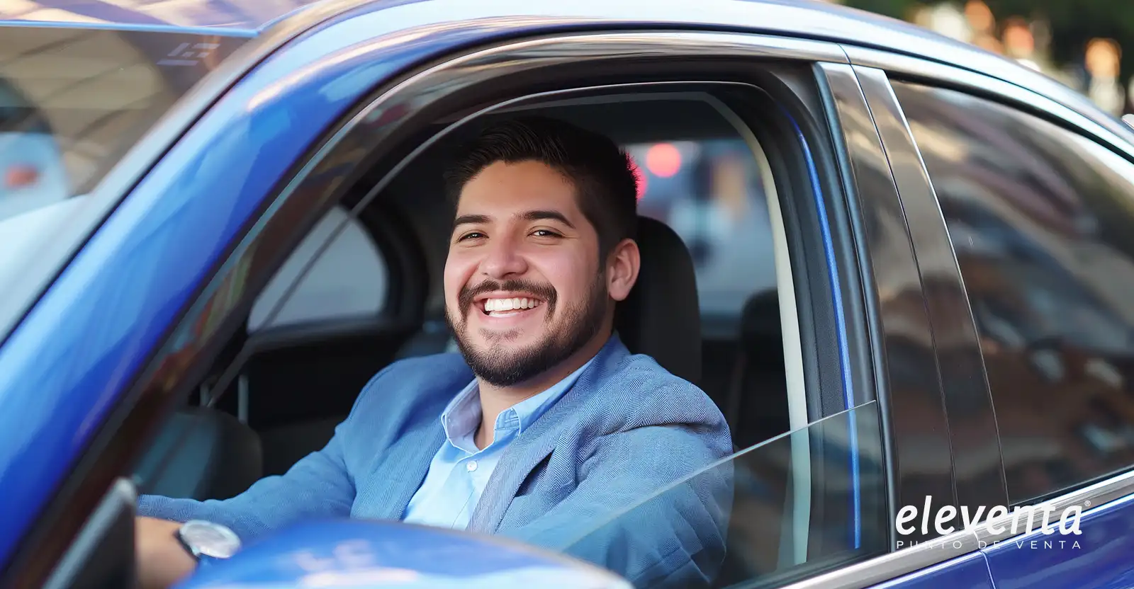 Softwares integrados en vehículos para el sistema de entretenimiento